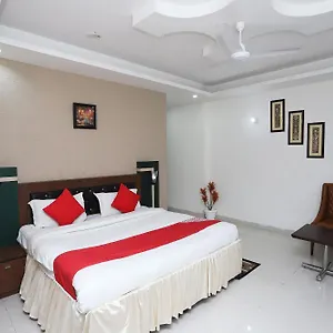 Super Capital O Levanti Near Aravali Biodiversity Park Hotel